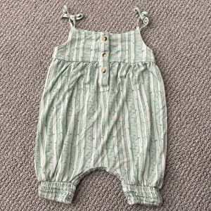 Kate Quinn Romper Size 3-6 month